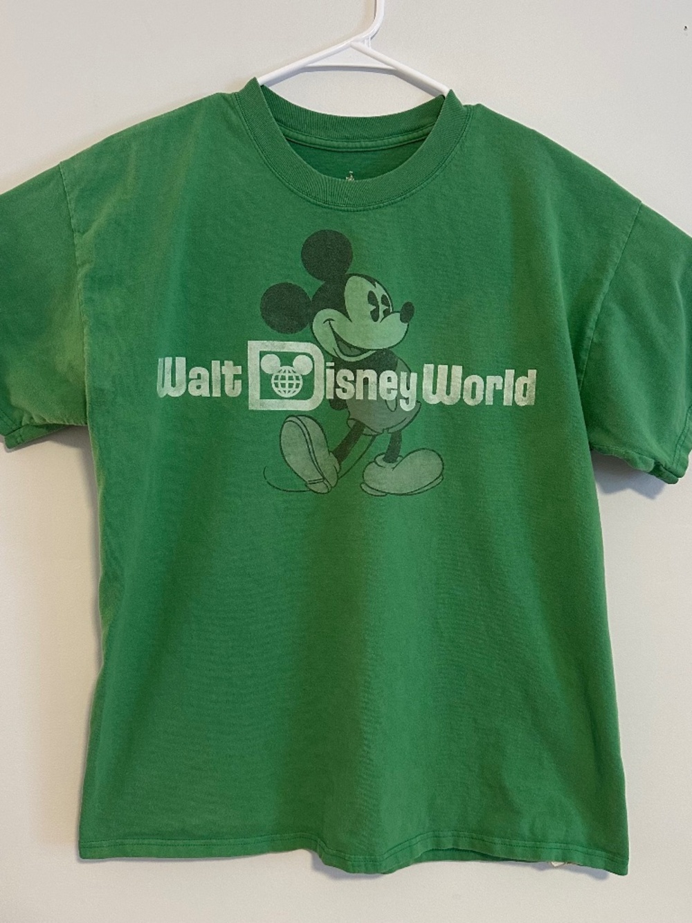 Walt Disney World Mickey Graphic Print T-Shirt Large Green Y2K Short Sleeve
